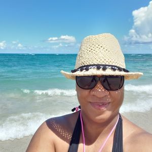 Meet your Posher, Daniele